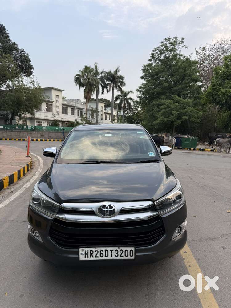 Toyota Innova Crysta 2.8z Automatic, 2018, Diesel