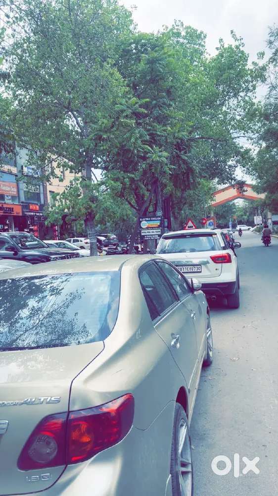 Toyota Corolla Altis 2010 Petrol Manual