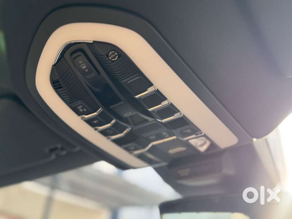 Porsche Macan 2.0 Petrol, 2022, Petrol