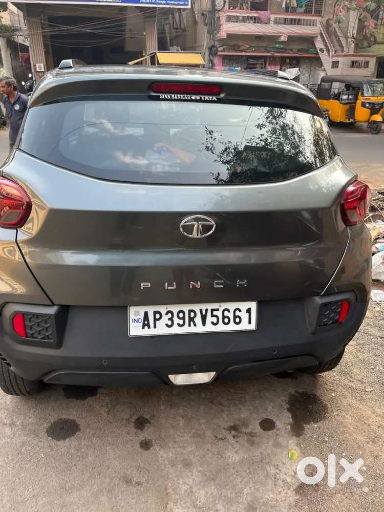 Tata Punch 2023 Petrol 35700 Km Driven