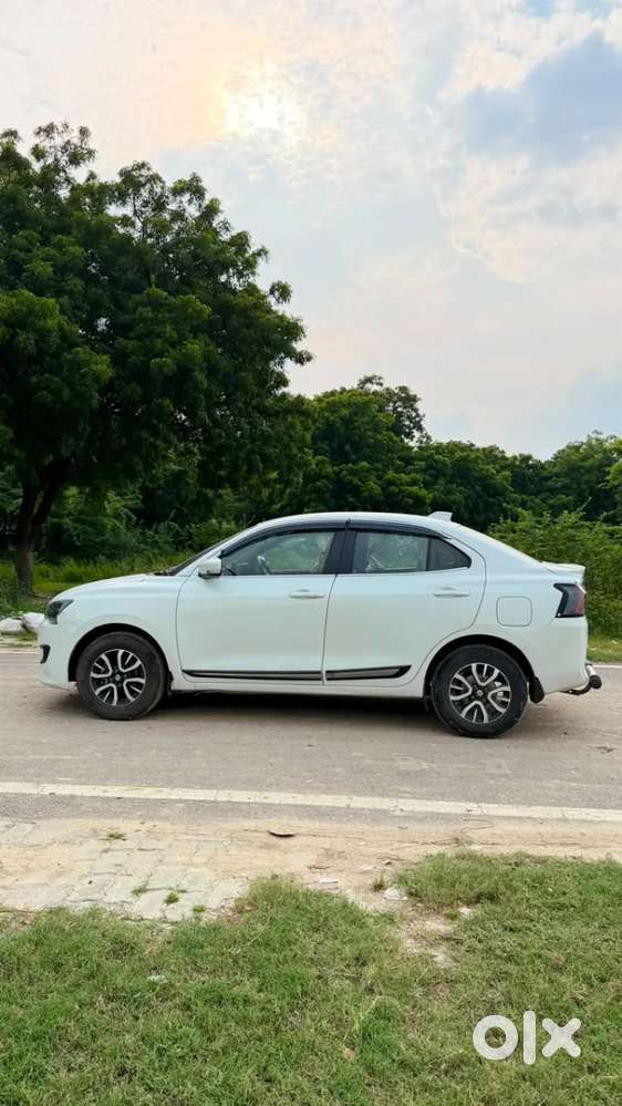 Maruti Suzuki Dzire 1.2 Vxi Cng, 2025, Cng & Hybrids