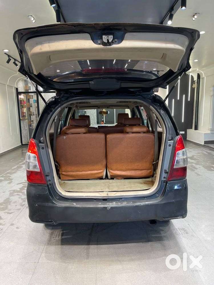 Toyota Innova 2.5 V 7 Str, 2008, Diesel