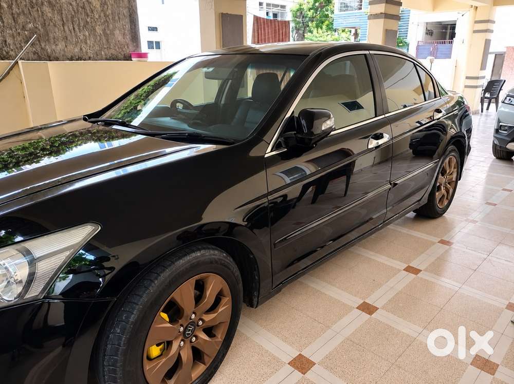 Honda Accord Petrol 2010