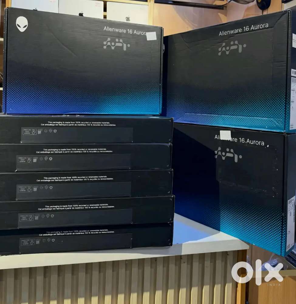 Dell Alienware 16 Aurora Core 7 240H RTX 5050 16GB 1TB SSD Brand New