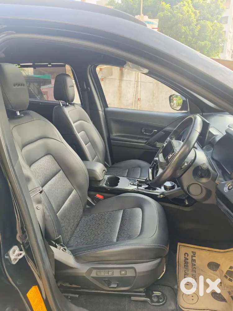Tata Safari Accomplishe Plus At Dark Edition 2023