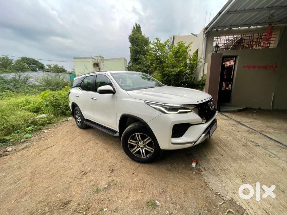 Fortuner 4x2 Mt