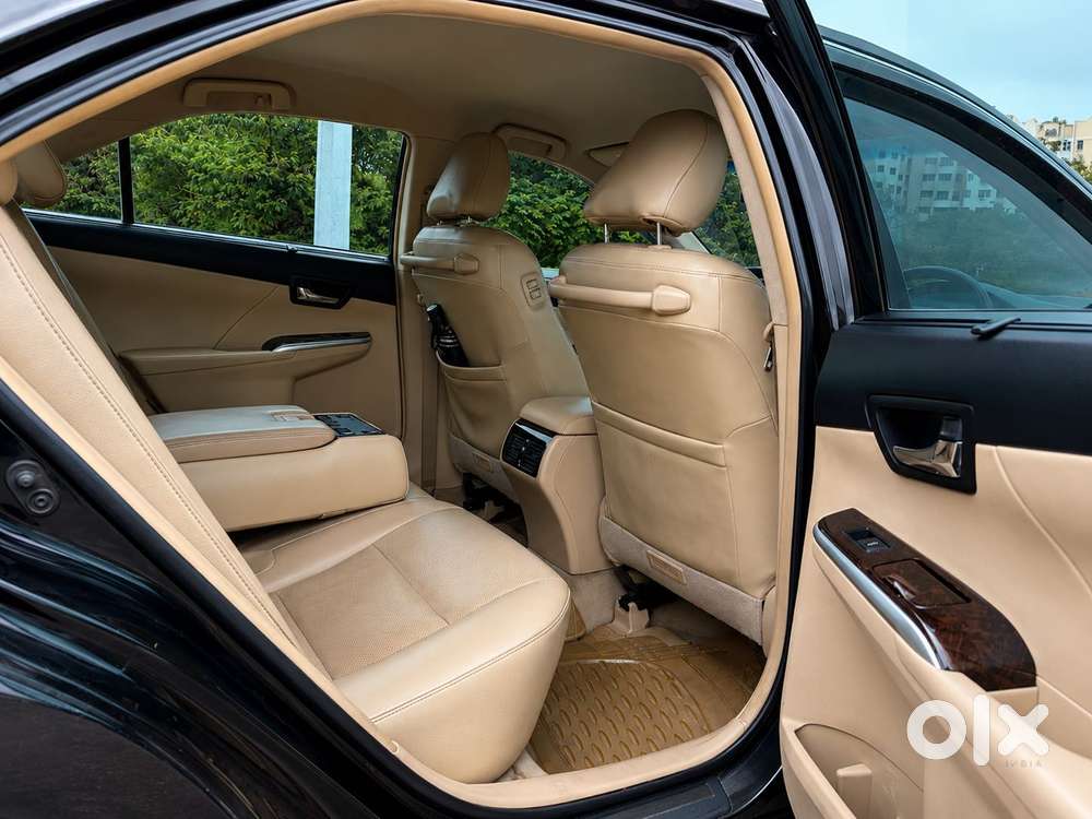 Toyota Camry Hybrid, 2014, Cng & Hybrids