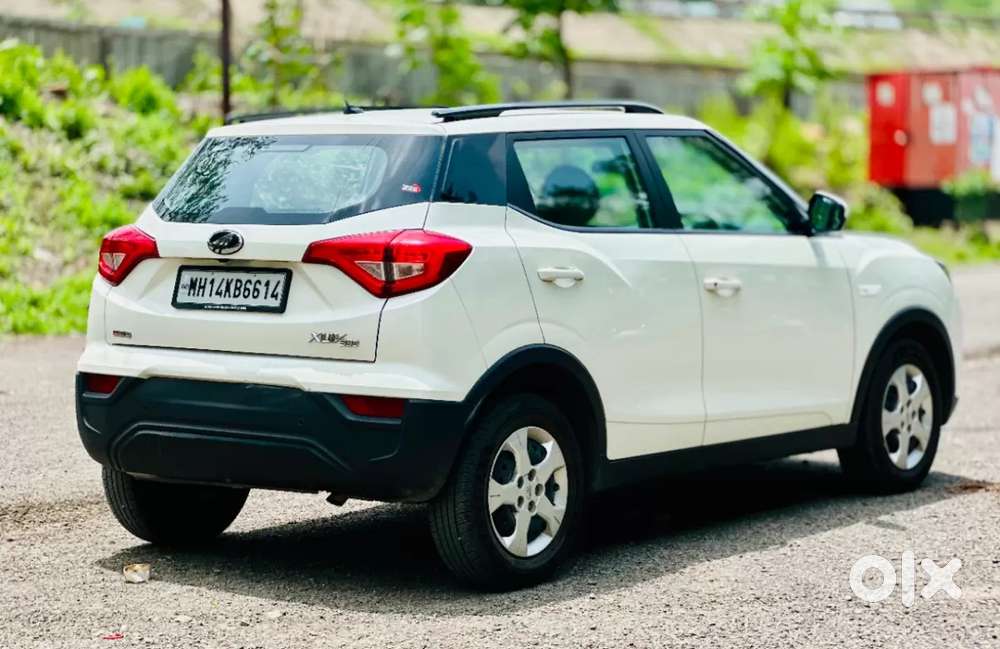 Mahindra Xuv300 1.2 W6 Amt Petrol, 2022, Petrol