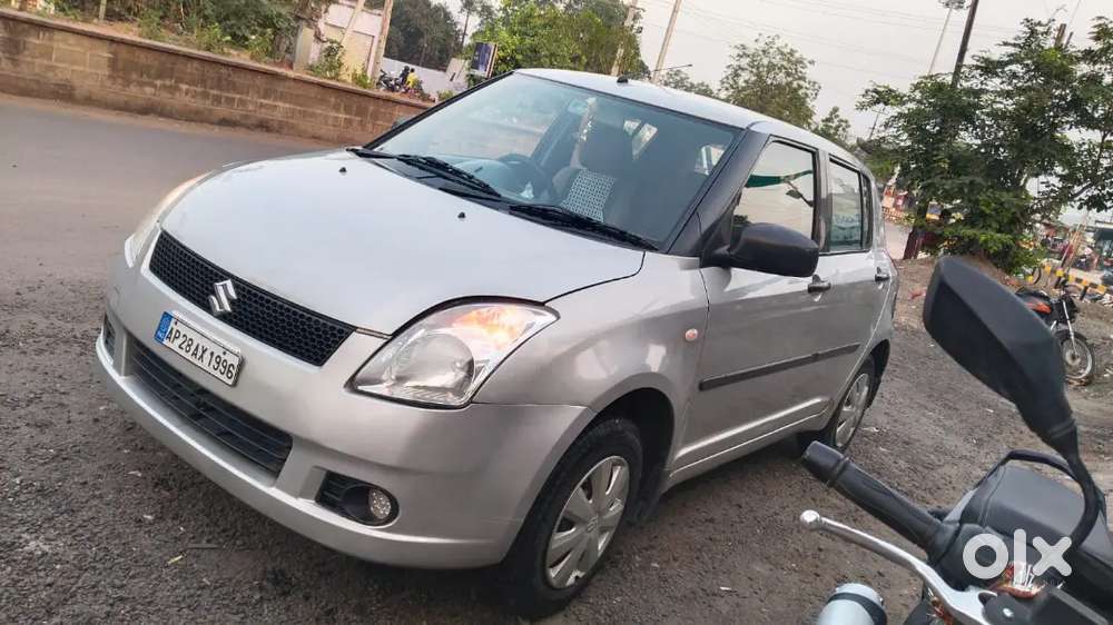 Swift Maruti Suzuki 2007 Petrol Second