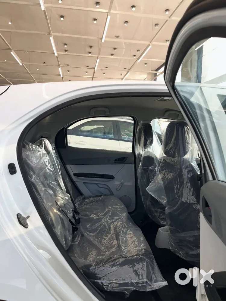 Tata Tiago Base Model 2026
