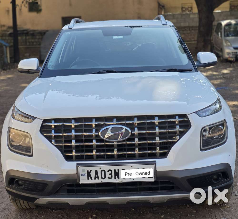 Hyundai Venue S Turbo Dct, 2020, Petrol