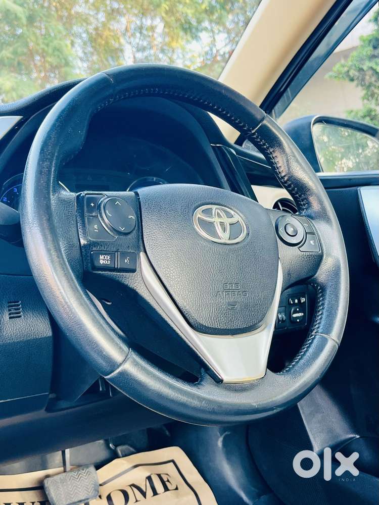 Toyota Corolla Altis 1.8 Vl Cvt, 2017, Petrol