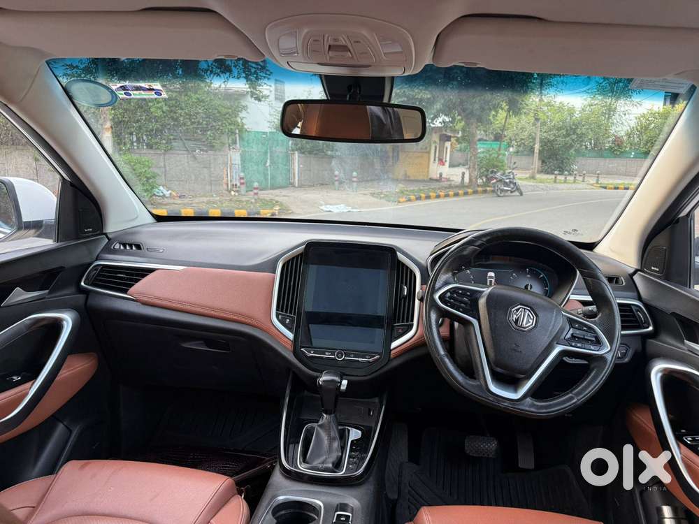 Mg Hector Plus Sharp Pro 1.5 Turbo Petrol 7 Str, 2022, Petrol