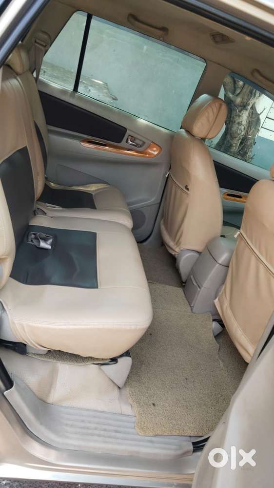 Toyota Innova 2.5 Vx 7 Str, 2011, Diesel