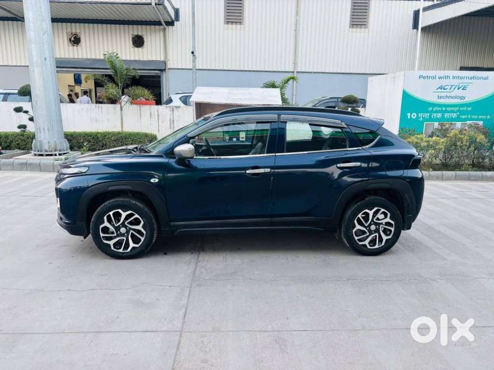 Maruti Suzuki Fronx Sigma 1.2 Mt, 2023, Petrol