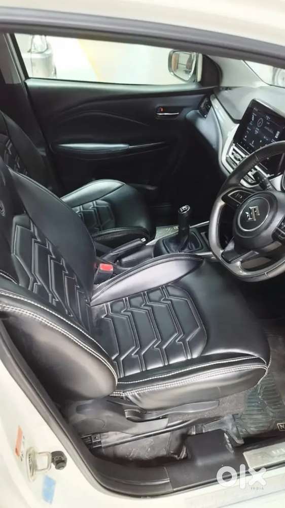 Baleno Arctic White