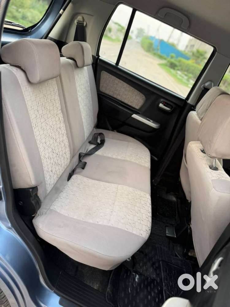 Maruti Suzuki Wagon R Vxi Plus Optional, 2016, Petrol