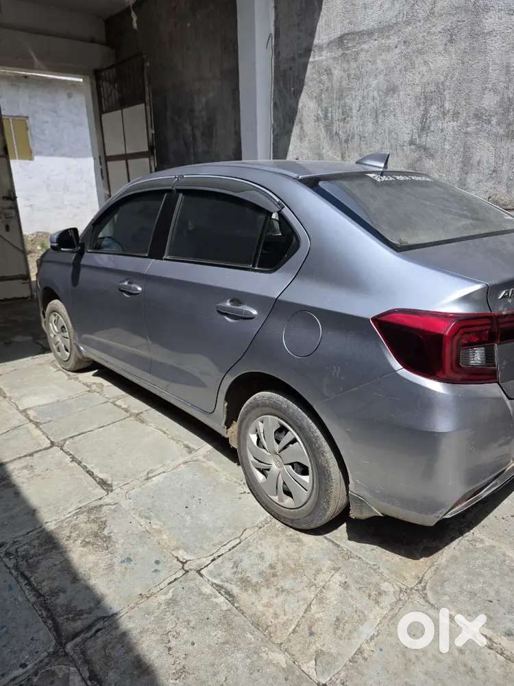 Honda Amaze 2025 Petrol + Cng