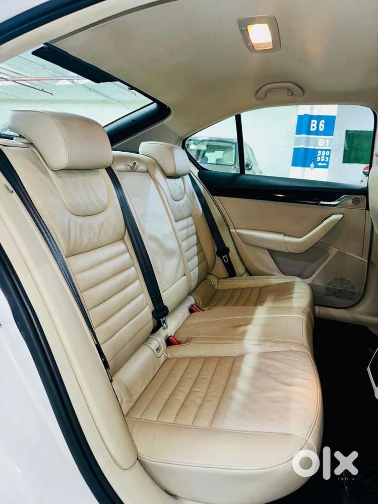 Skoda Octavia 2013-2017 Elegance 1.8 Tsi At, 2015, Petrol