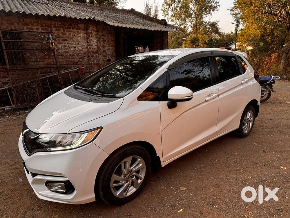 Honda Jazz Vx Diesel  Conveted To Facelift In Honda Dealership