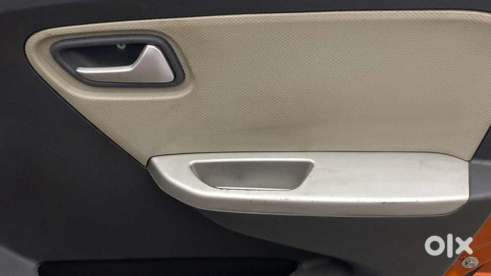 Maruti Suzuki Alto K10 1.0 Vxi (o) Amt, 2017, Petrol