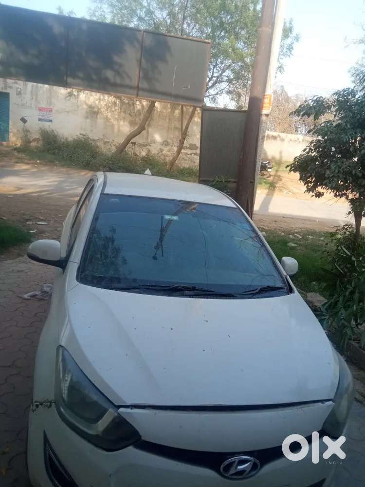 Hyundai I20 2013 Cng & Hybrids 80000 Km Driven Dl No