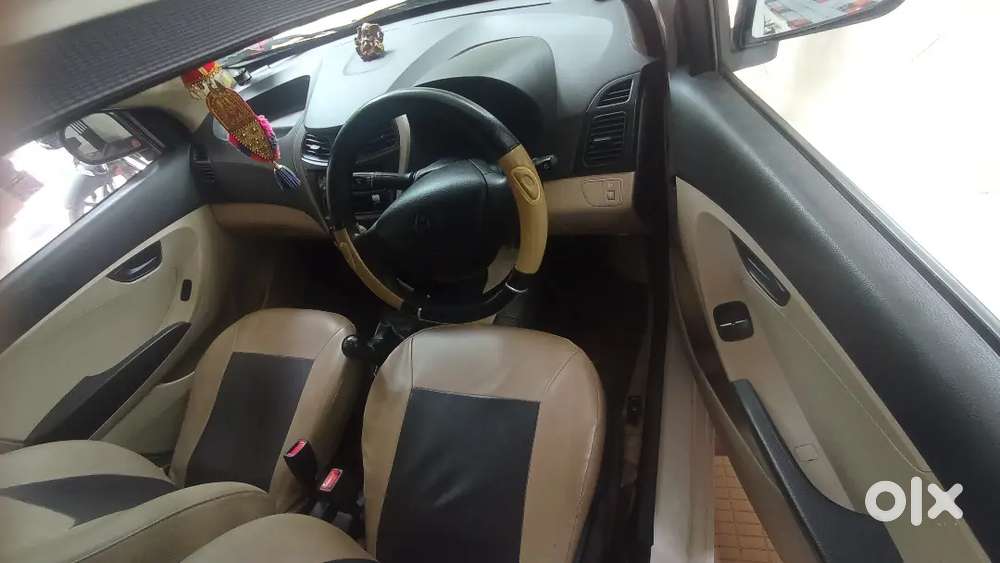 Hyundai Eon 2012 Car Petrol