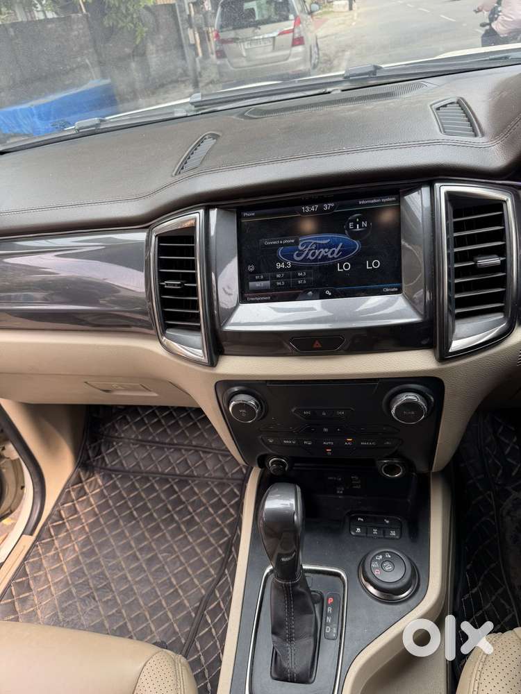 Ford Endeavour 3.2 Titanium At 4x4, 2016, Diesel