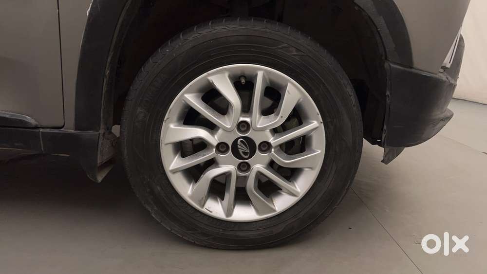 Mahindra Kuv 100 2016-2017 Mfalcon G80 K8, 2016, Petrol