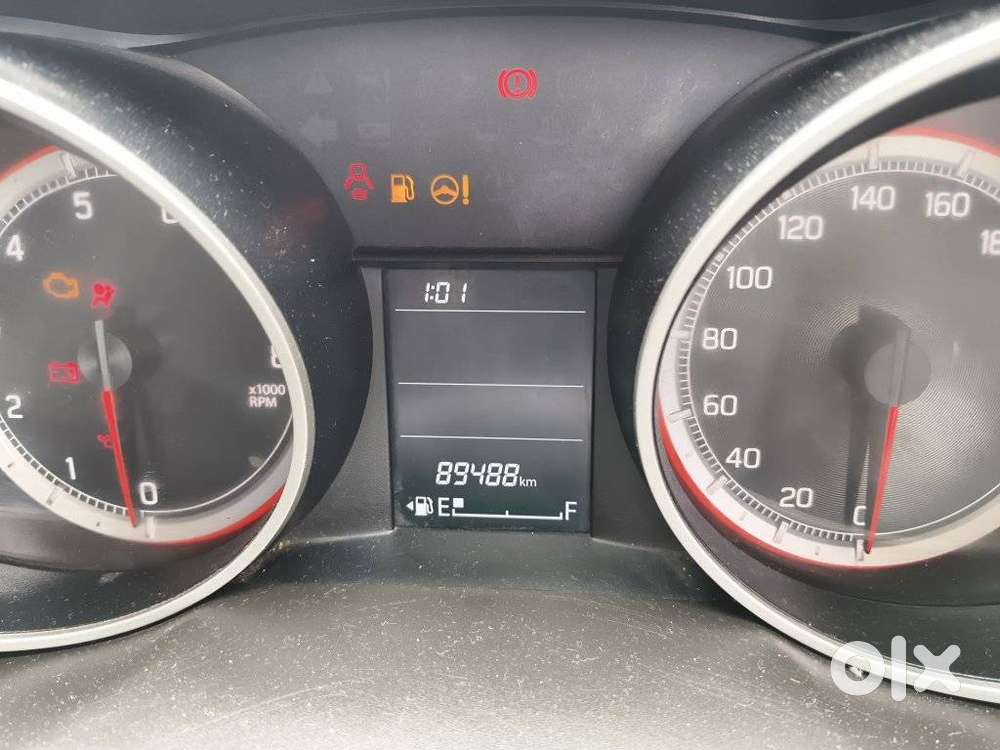 Maruti Suzuki Swift 1.2 Vxi (o), 2022, Petrol