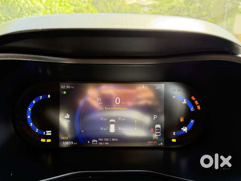 Tata Nexon, 2024, Petrol
