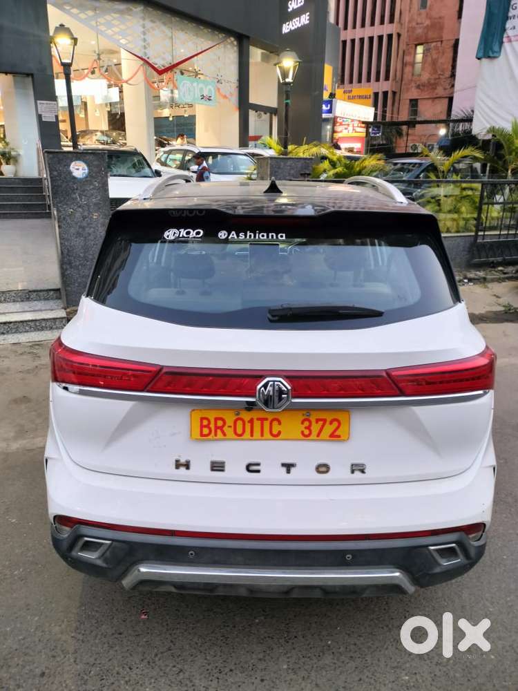 Mg Hector Sharp Pro 1.5 Turbo Mt Dual Tone, 2024, Petrol