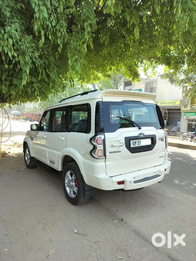 Mahindra Scorpio 2018 Diesel Well Maintained