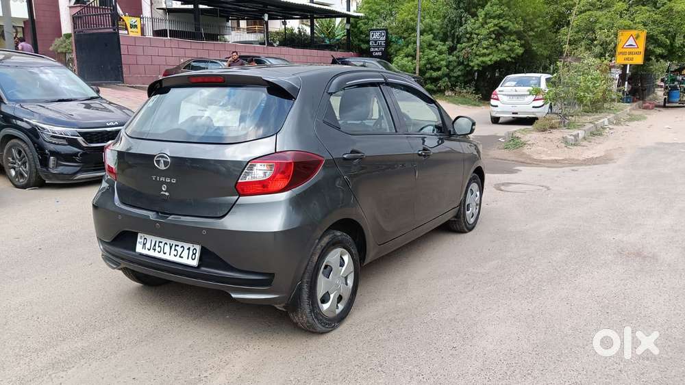 Tata Tiago 1.2 Revotron Xt (o), 2023, Petrol