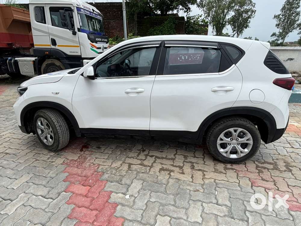 Kia Sonet 2023 Diesel 50000 Km Driven