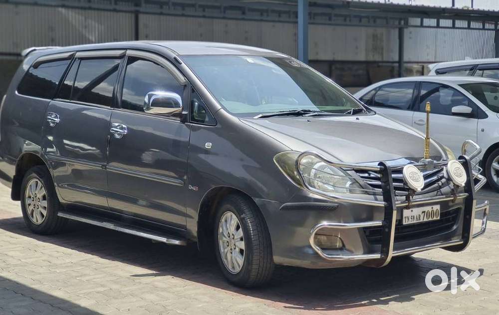Toyota Innova 2.5 V 7 Str, 2011, Diesel