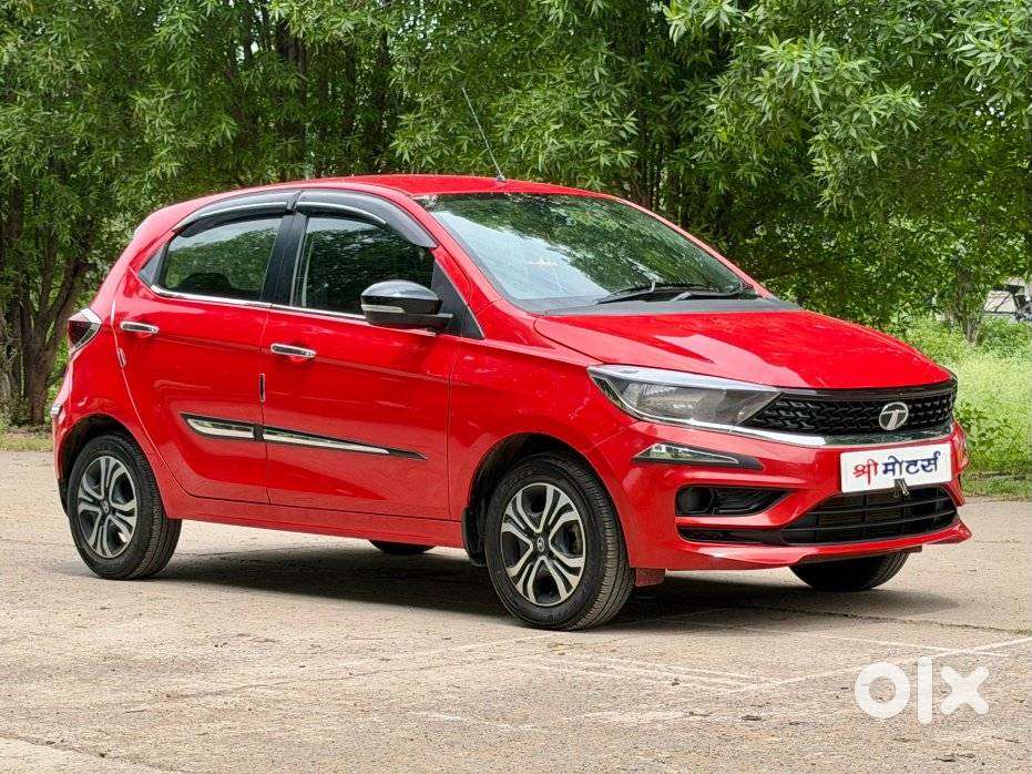 Tata Tiago 1.05 Revotorq Xt, 2023, Petrol