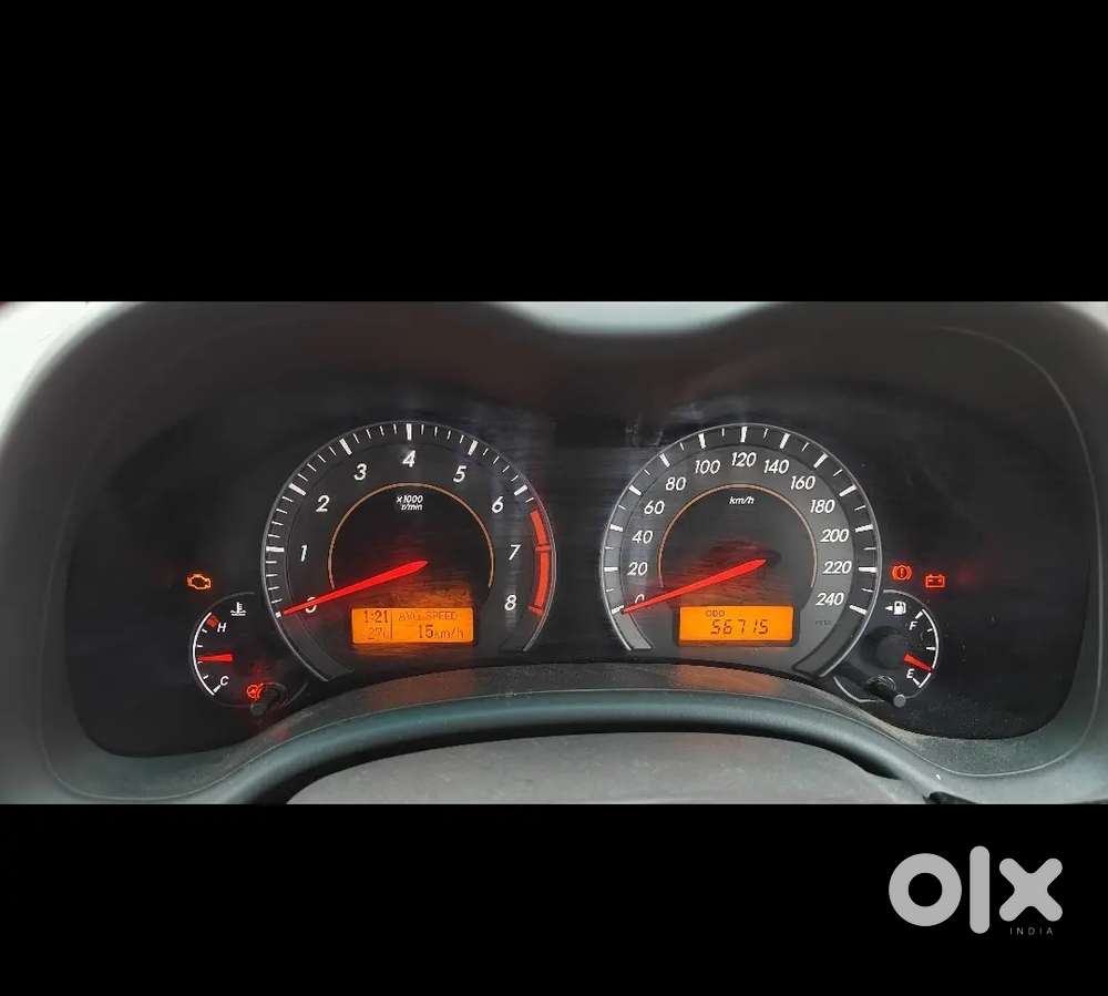 Toyota Corolla Altis 1.8g 2010
