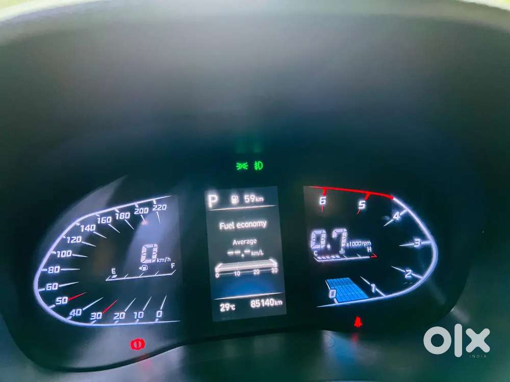 (arjent.sale) Verna Fluidic Car Diesel At 2021 Model