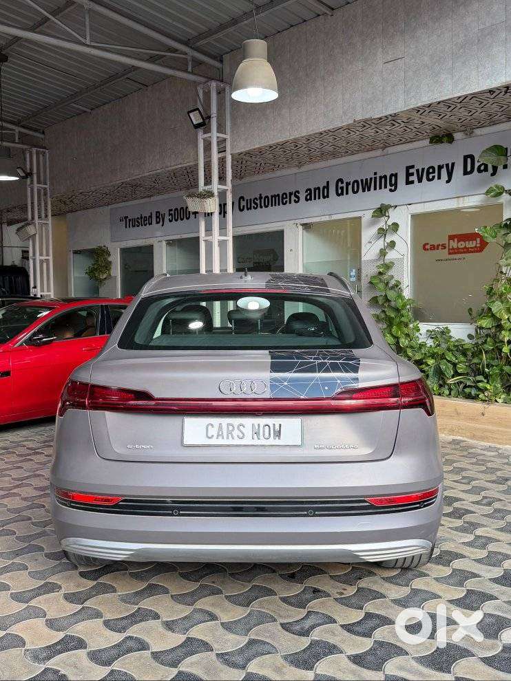 Audi E-tron 55, 2023, Electric