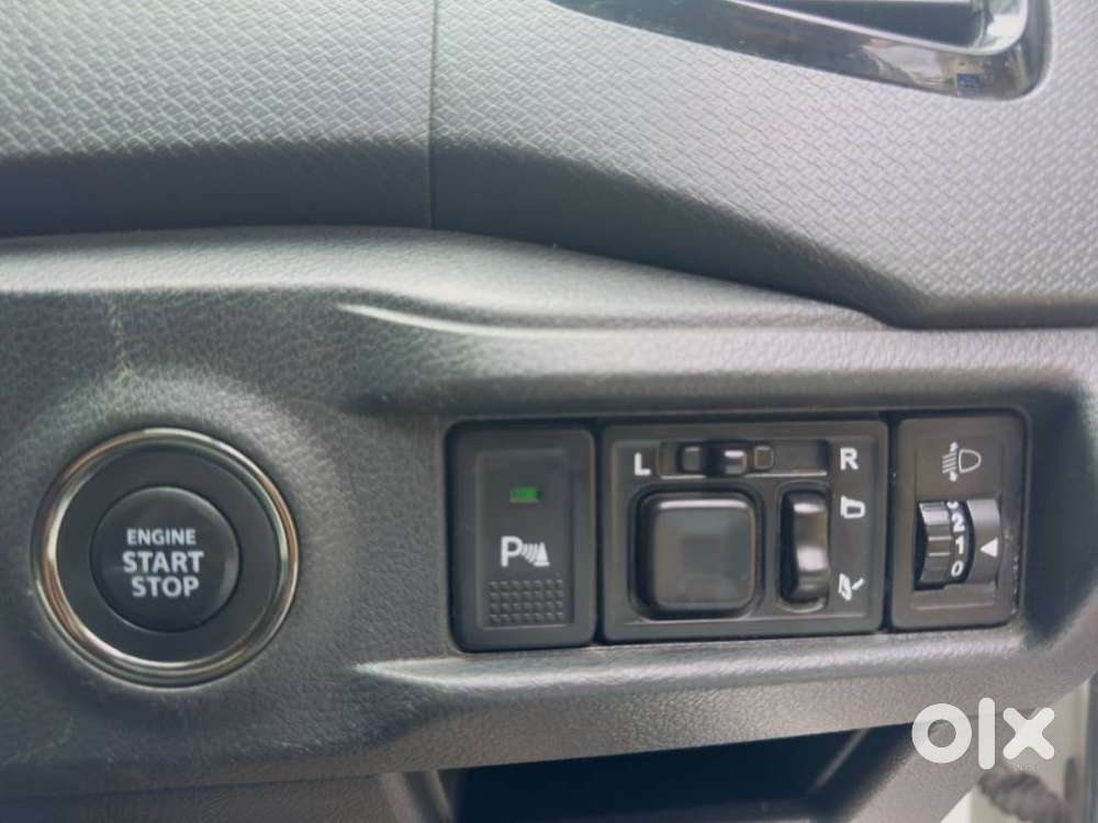 Maruti Suzuki Brezza Zdi+ Dual Tone, 2018, Diesel