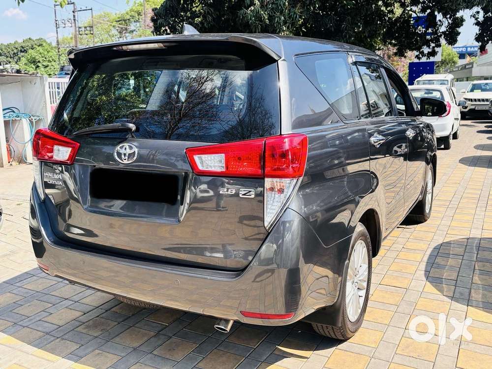 Toyota Innova Crysta 2.8 Zx At, 2016, Diesel