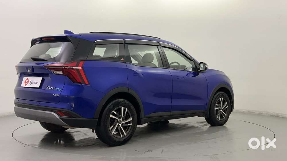 Mahindra Xuv700 2.0 Ax 5 Petrol Mt 7 Str, 2022, Petrol