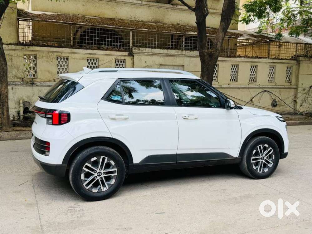 Hyundai Venue Sx (o) Mt 1.5 Diesel, 2023, Diesel