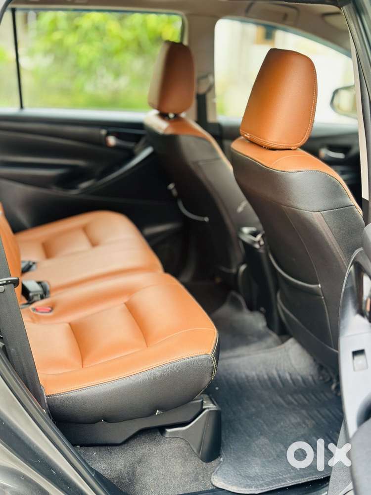 Toyota Innova Crysta 2.8 Gx At 8s, 2017, Diesel