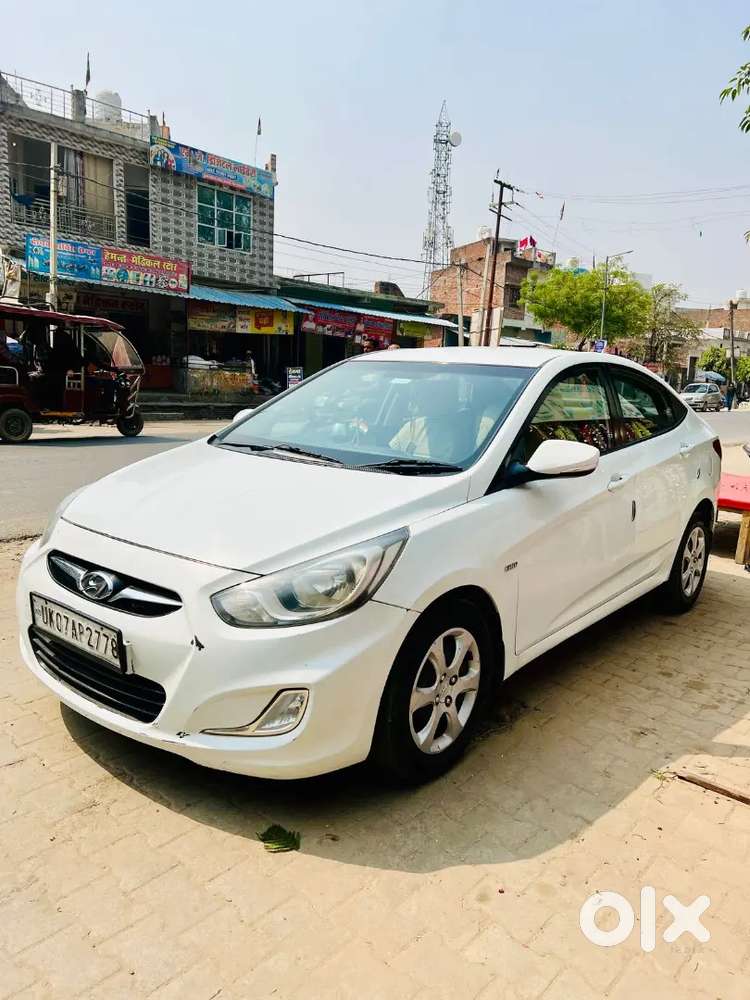 Hyundai Verna 2012