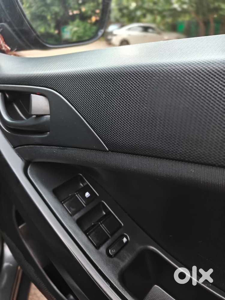 Tata Nexon Smart Plus1.2 Revotron Petrol 5 Mt, 2024, Petrol