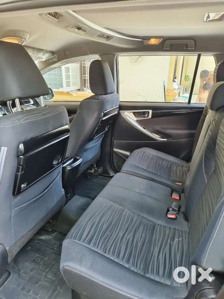 Toyota Innova Crysta 2.4 Vx 2019