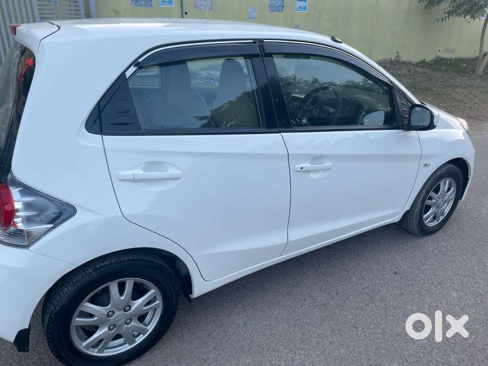Honda Brio Vx Mt, 2014, Petrol