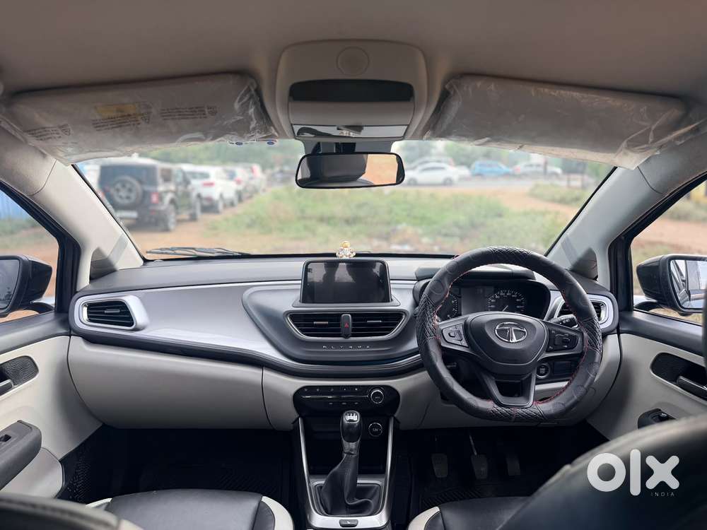 Tata Altroz 1.2 Xz Urban Petrol, 2023, Petrol